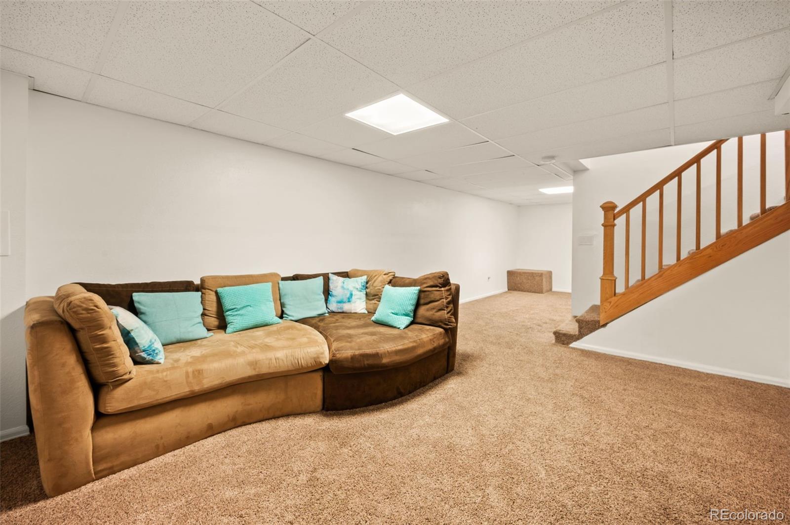 12234 W Saratoga Avenue