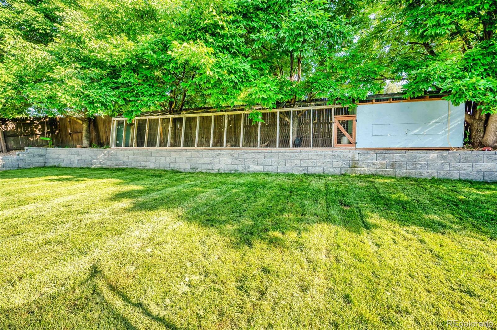 12234 W Saratoga Avenue