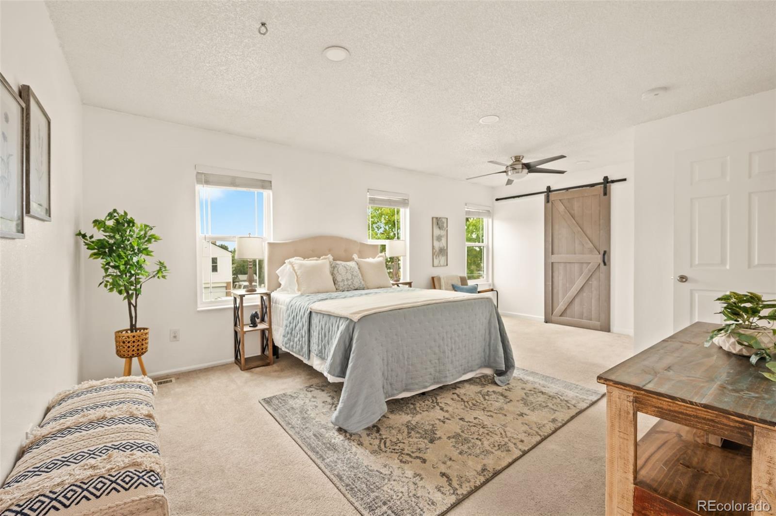 12234 W Saratoga Avenue