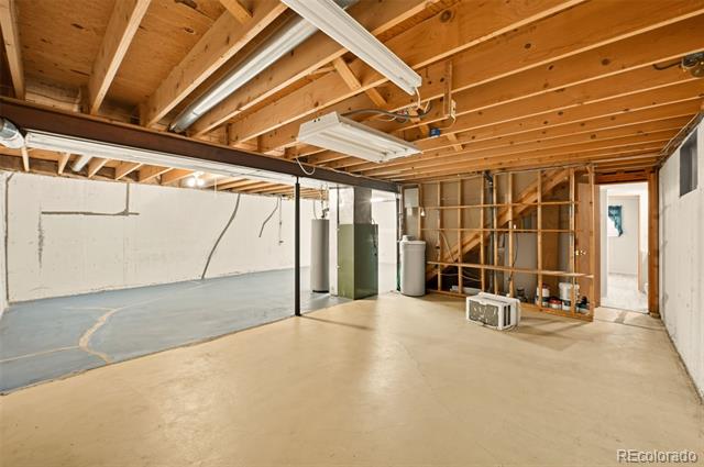 8839 Winona Court