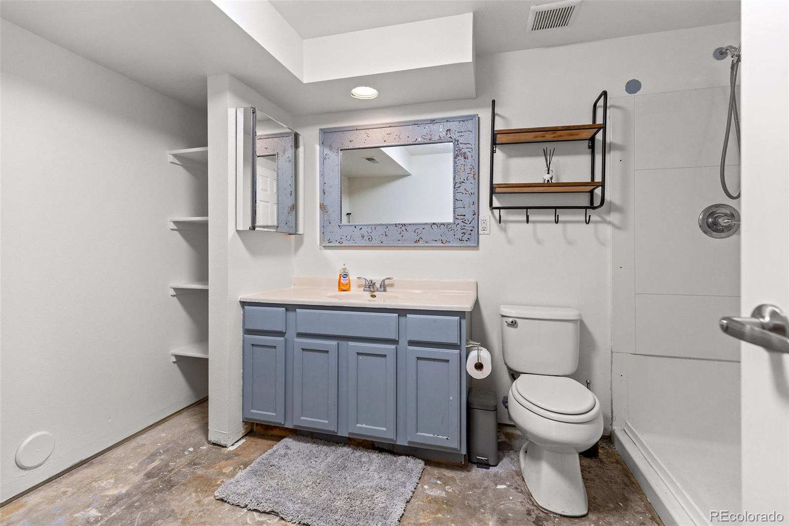 7925 W Layton Avenue Unit: 603
