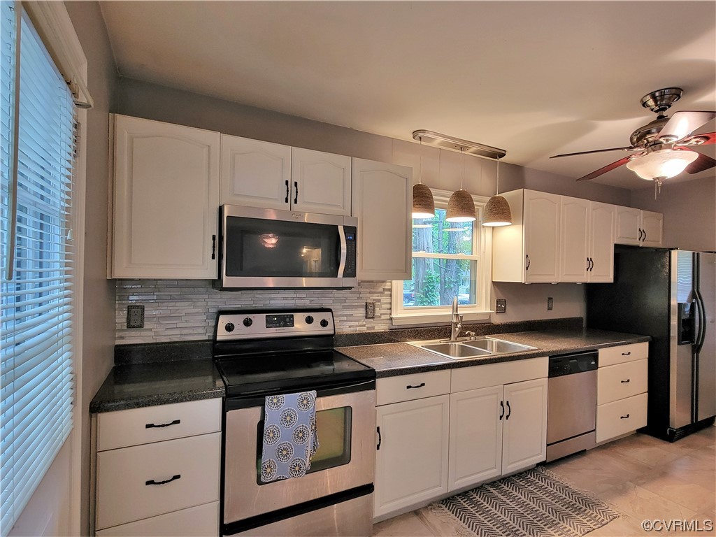 7111 Branched Antler Ct