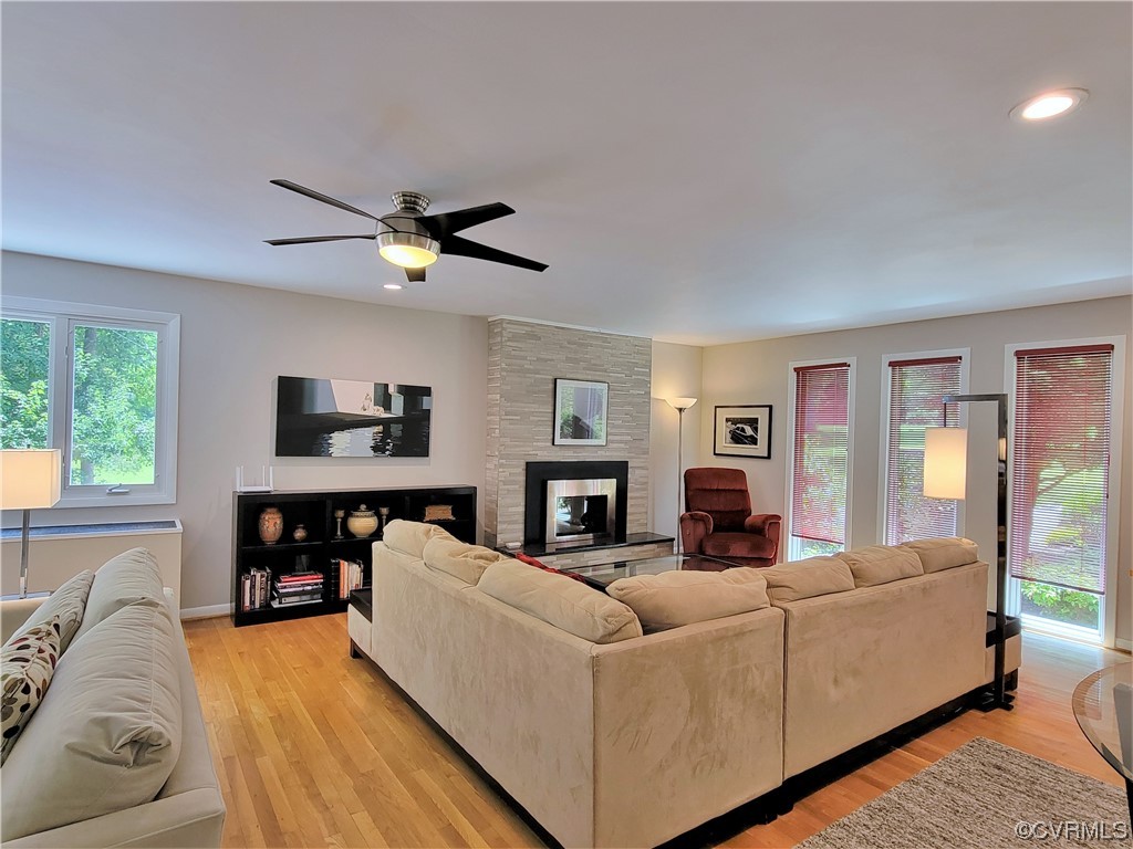 14116 Hickory Oaks Ln