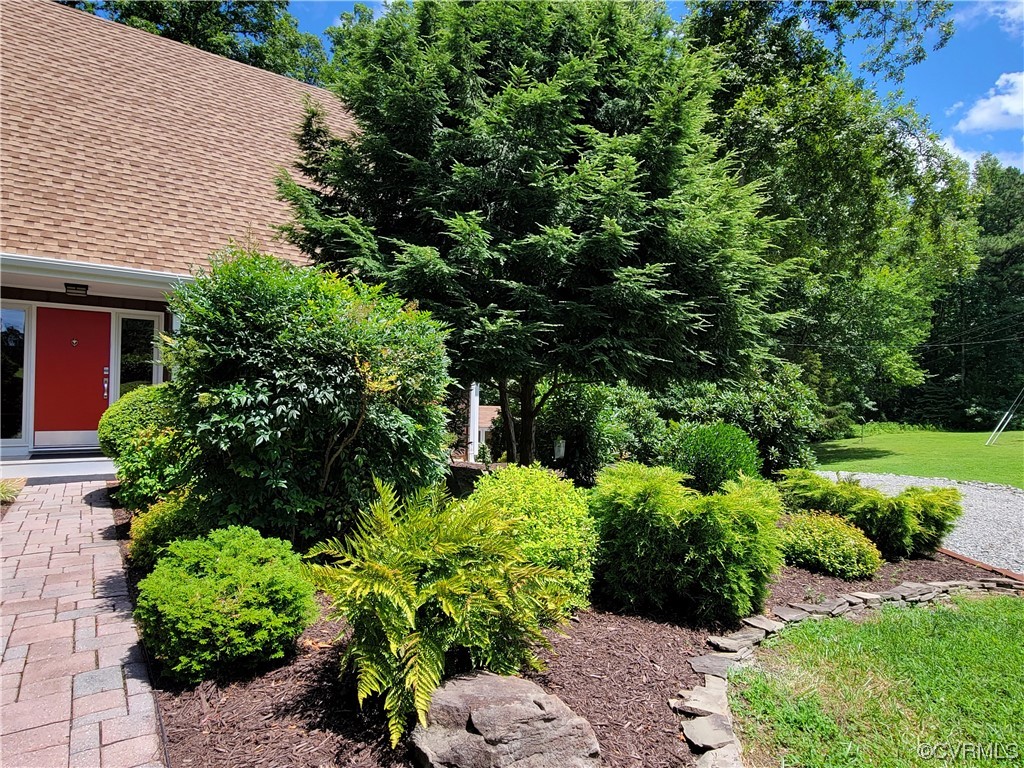 14116 Hickory Oaks Ln