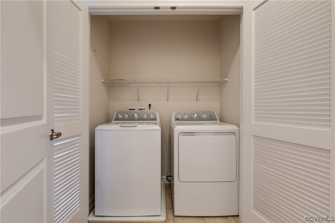 1200 Westwood Village Ln Unit#401
