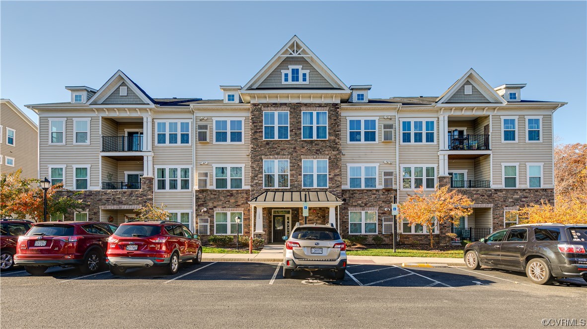 1200 Westwood Village Ln Unit#401