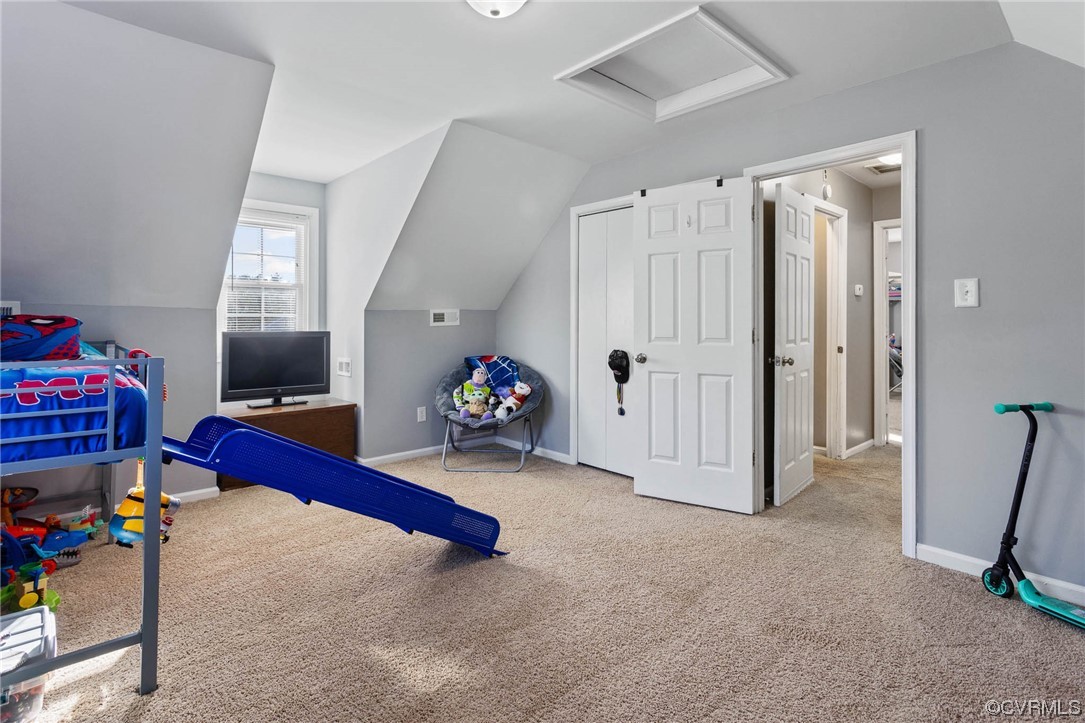 15711 Shelly Ln