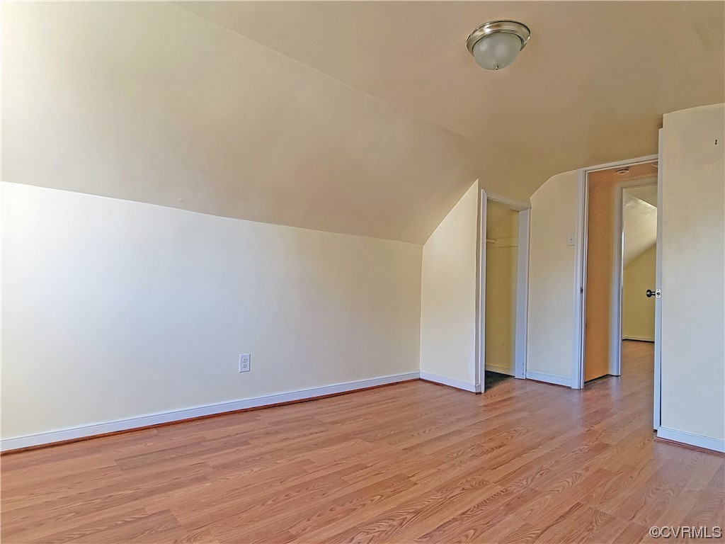 2105 Dinwiddie Ave