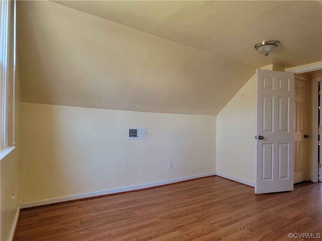 2105 Dinwiddie Ave