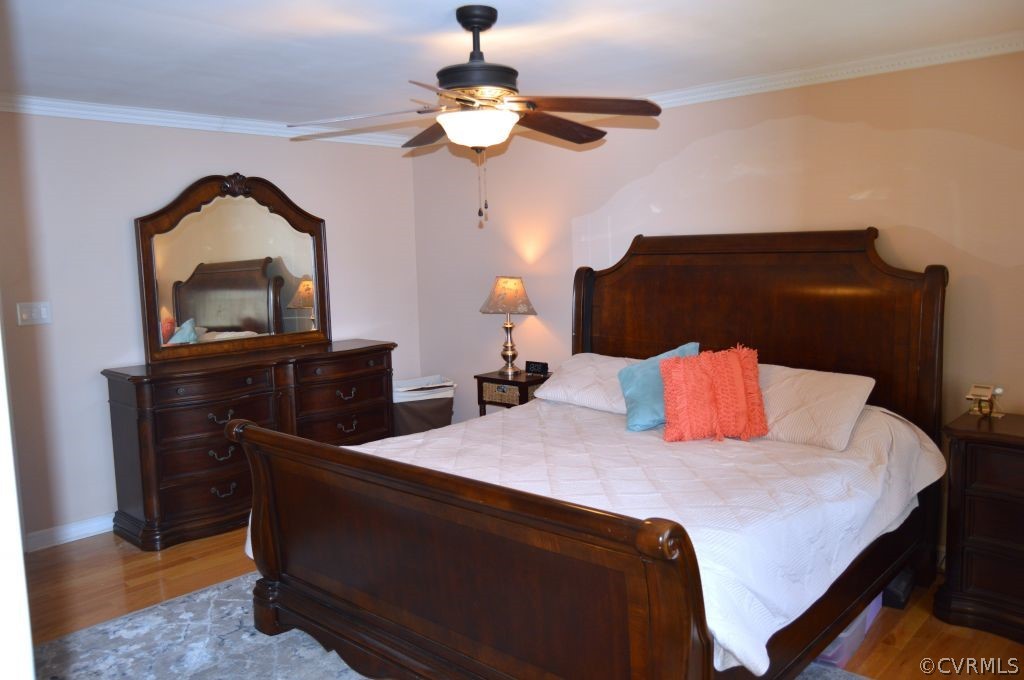 8242 Hampton Arbor Cir