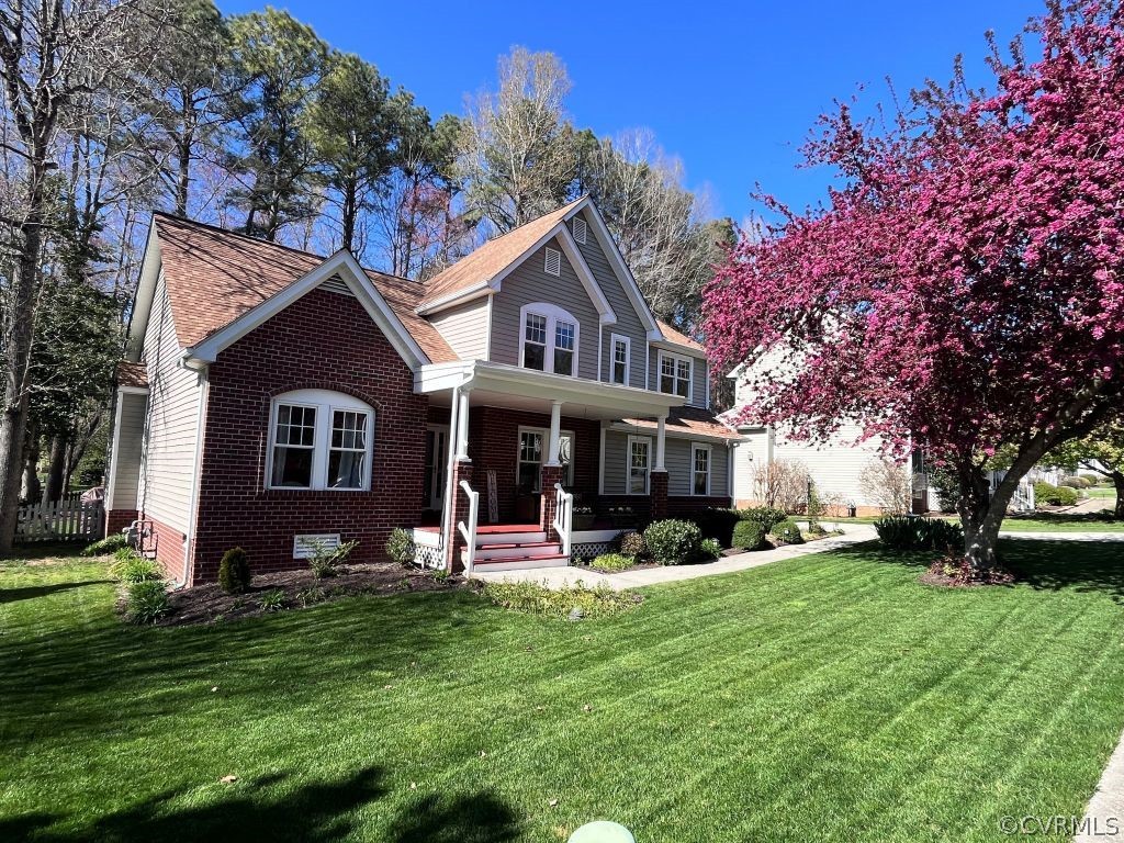8242 Hampton Arbor Cir