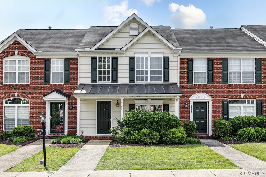 6763 S Grand Brook Cir