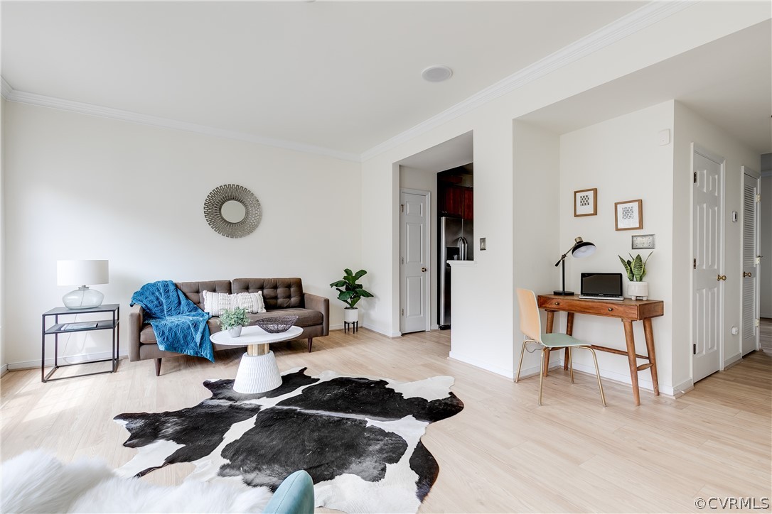 6763 S Grand Brook Cir