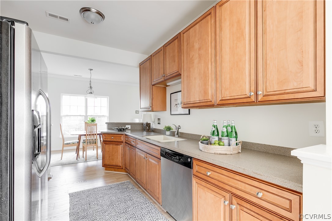 6763 S Grand Brook Cir