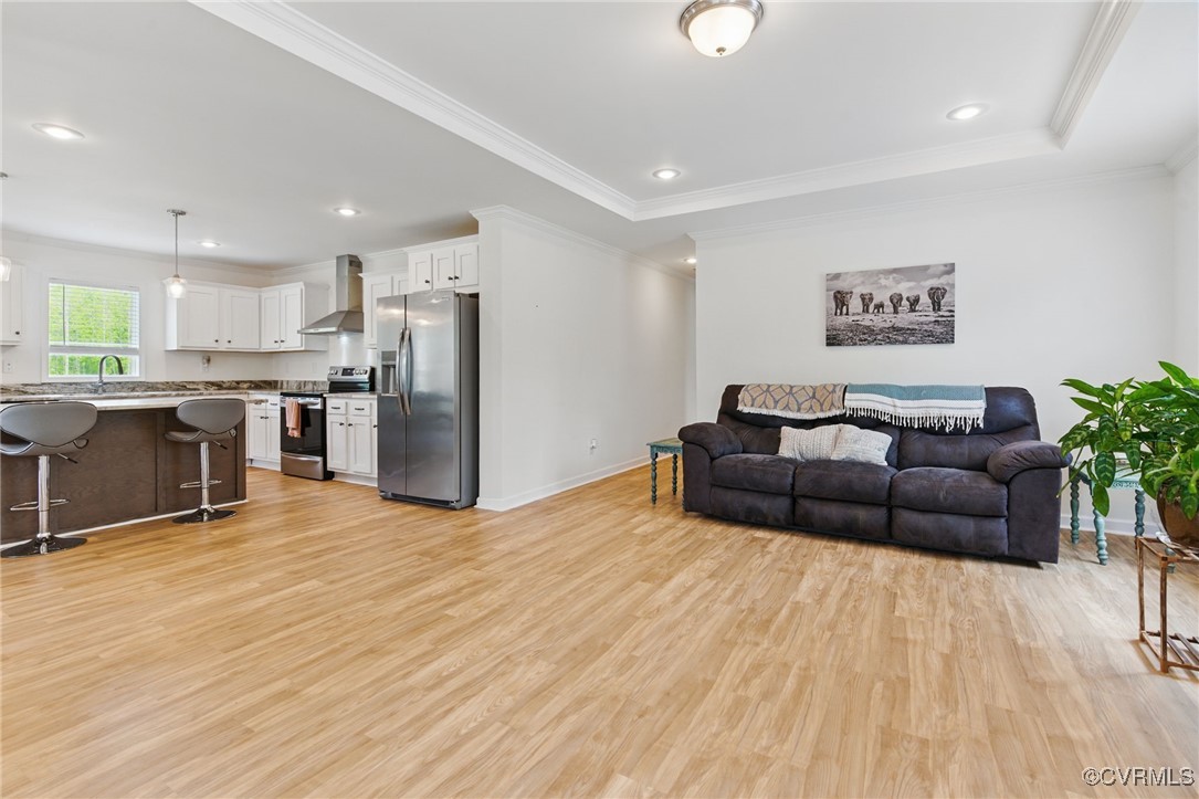 125 Breezywood Ln