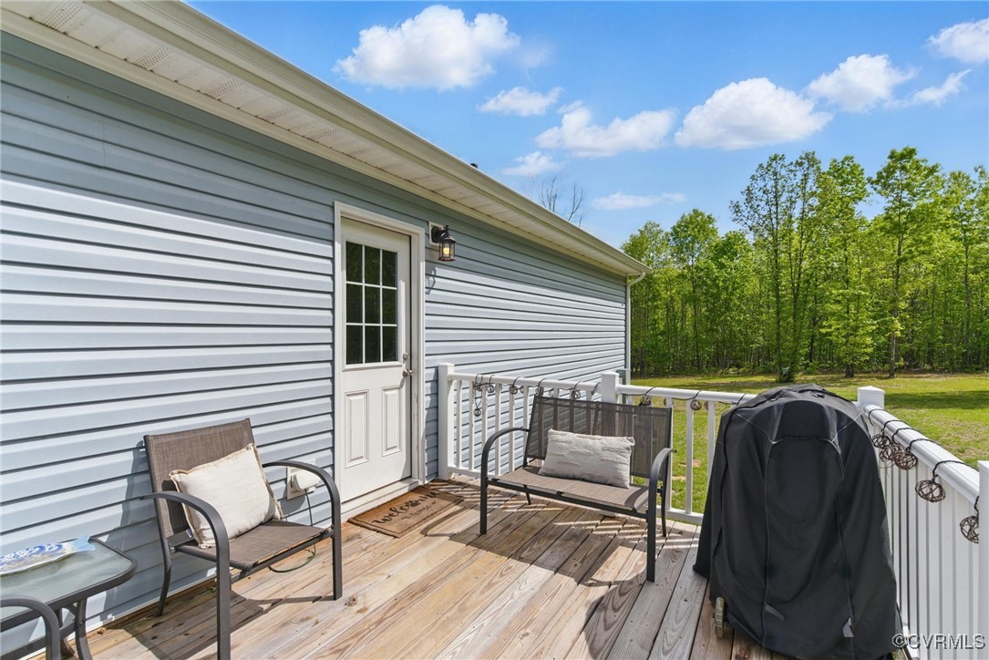 125 Breezywood Ln