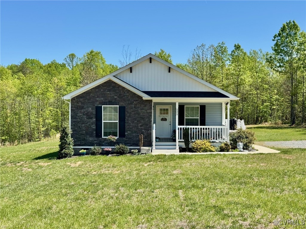 125 Breezywood Ln