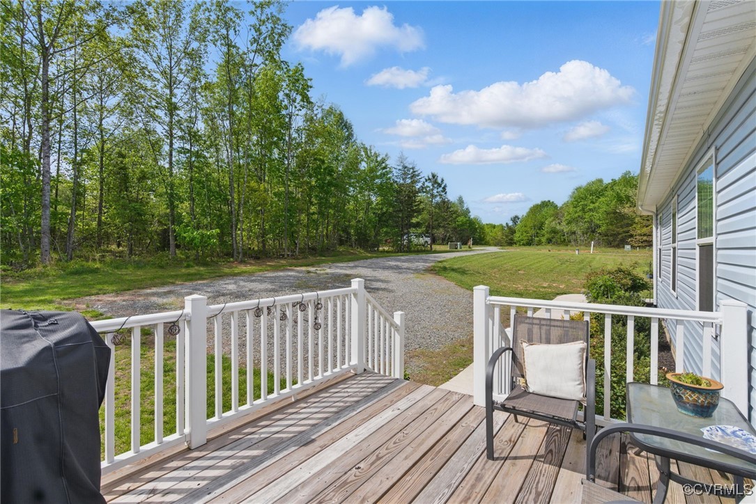 125 Breezywood Ln