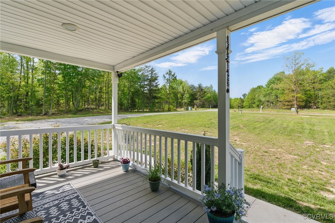 125 Breezywood Ln