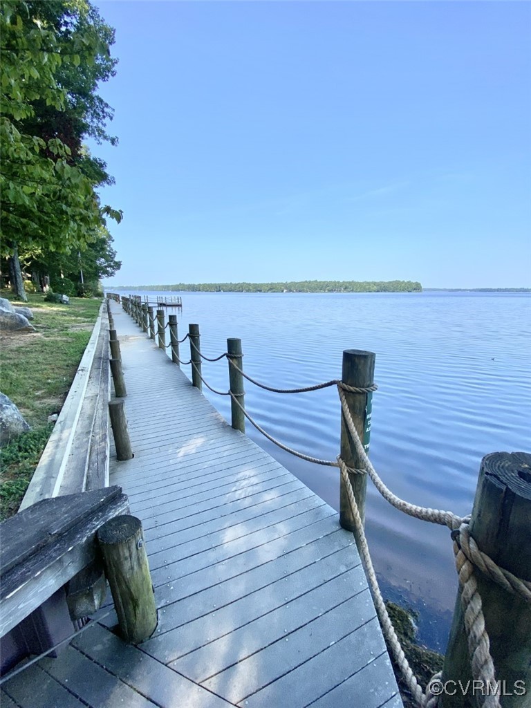 14000 Shady Pointe Ct