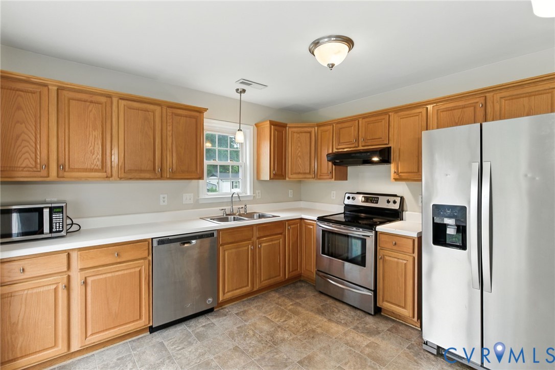 1901 Johnson Ct