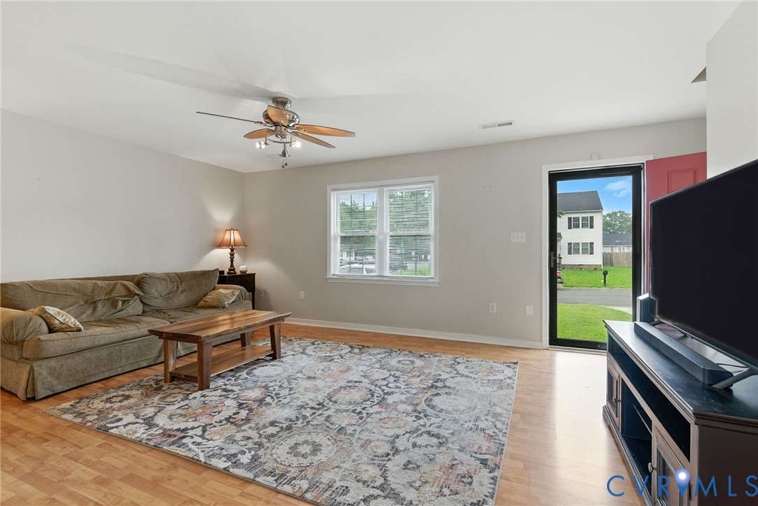 1901 Johnson Ct