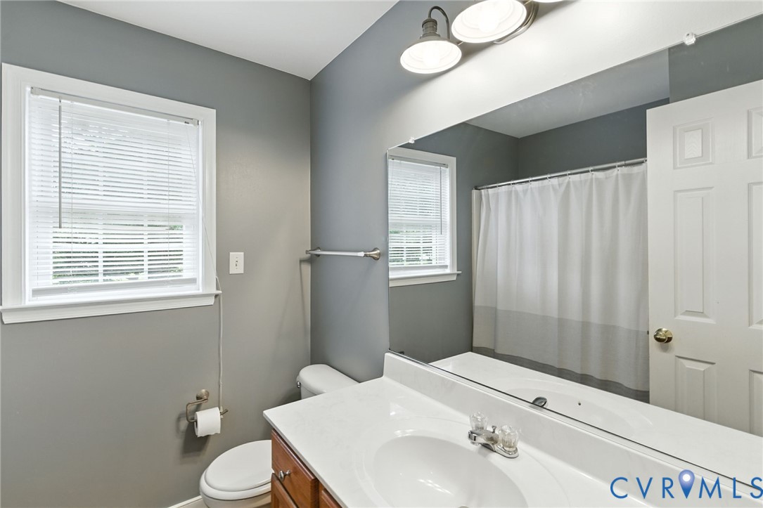 1901 Johnson Ct