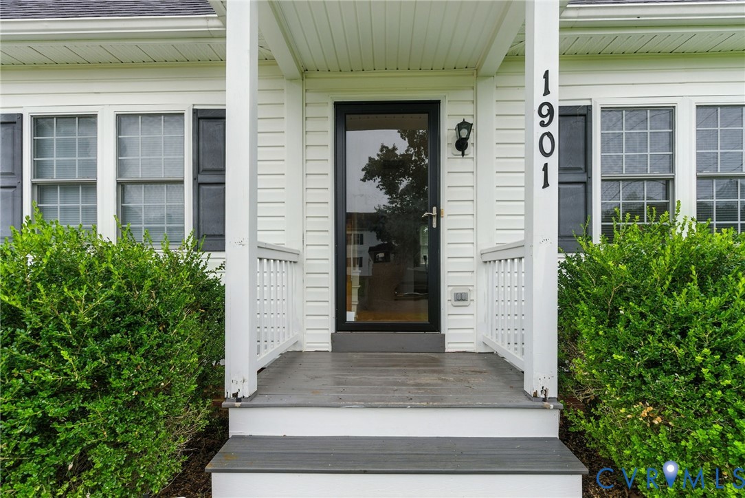 1901 Johnson Ct