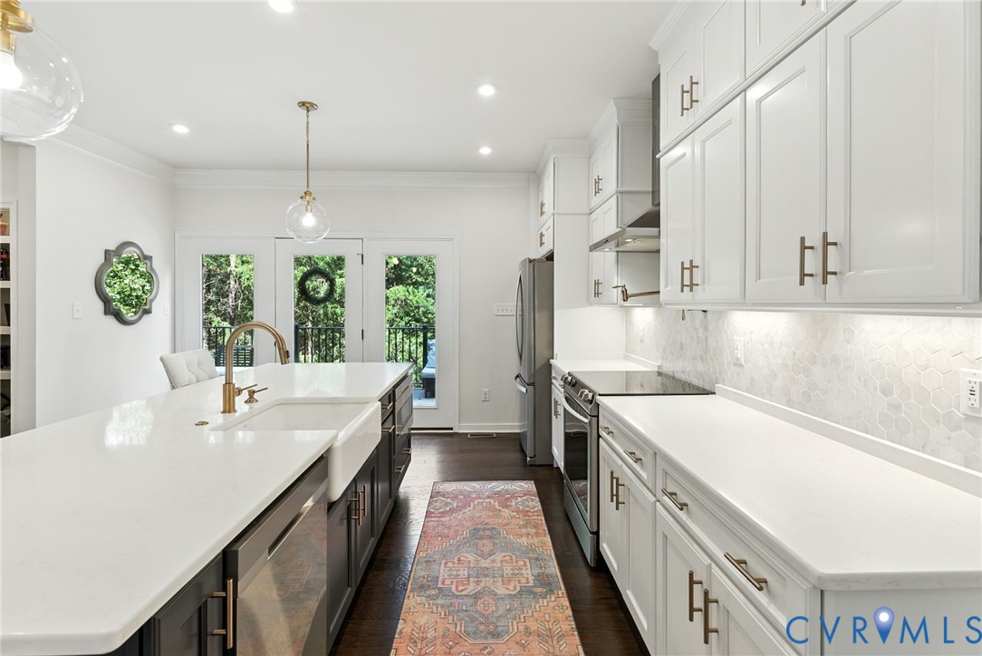 446 Broad Hill Trl