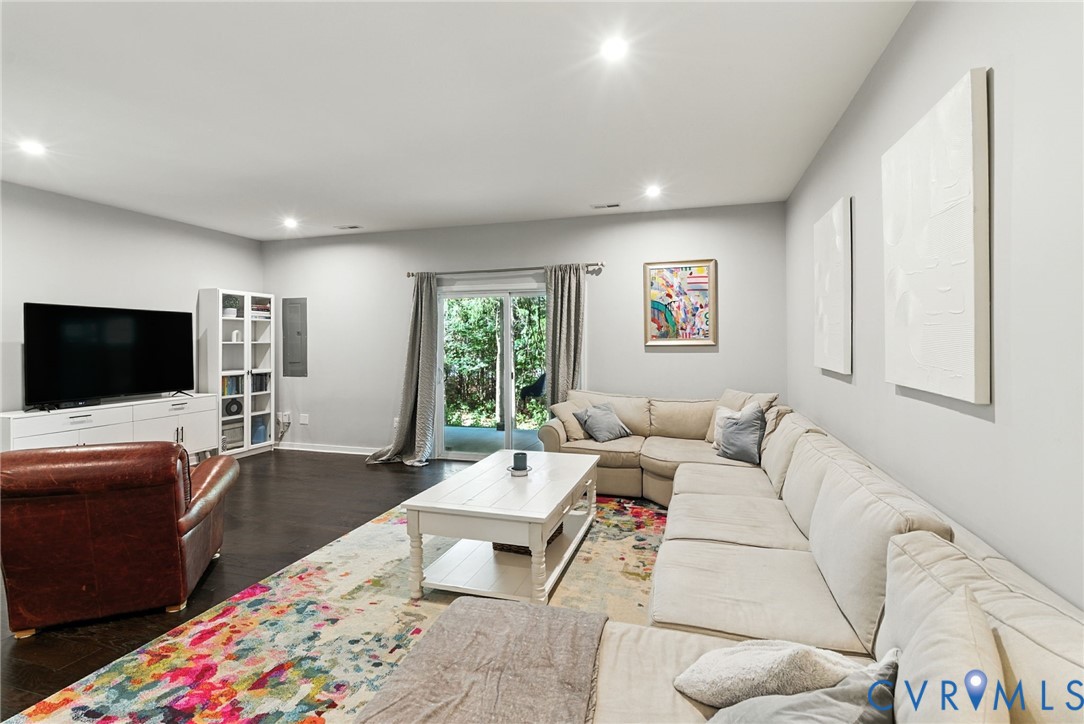 446 Broad Hill Trl