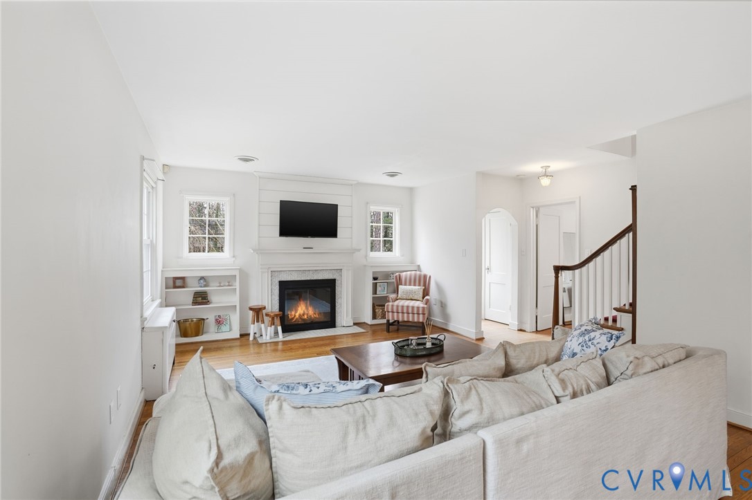 1103 Buford Rd