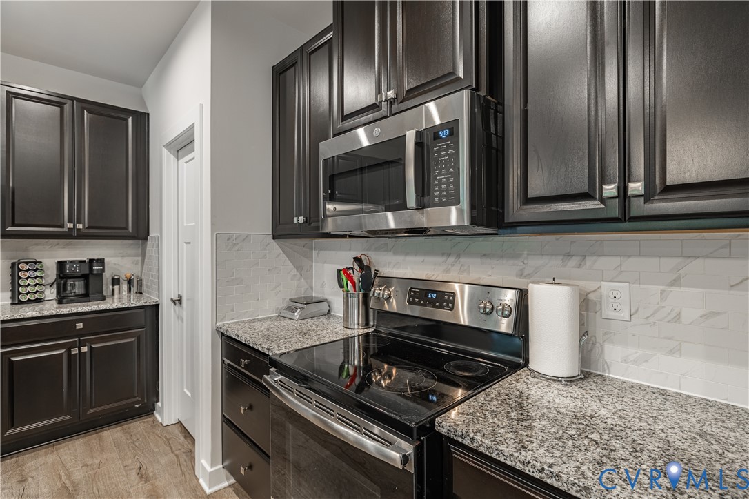 15542 Centerline Ct