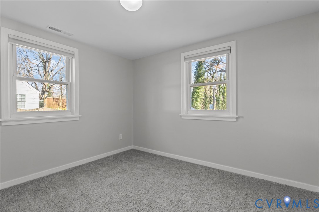 8005 Dalmain Dr