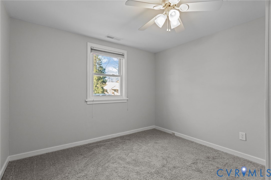 8005 Dalmain Dr