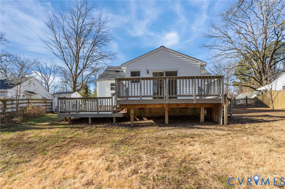 8005 Dalmain Dr
