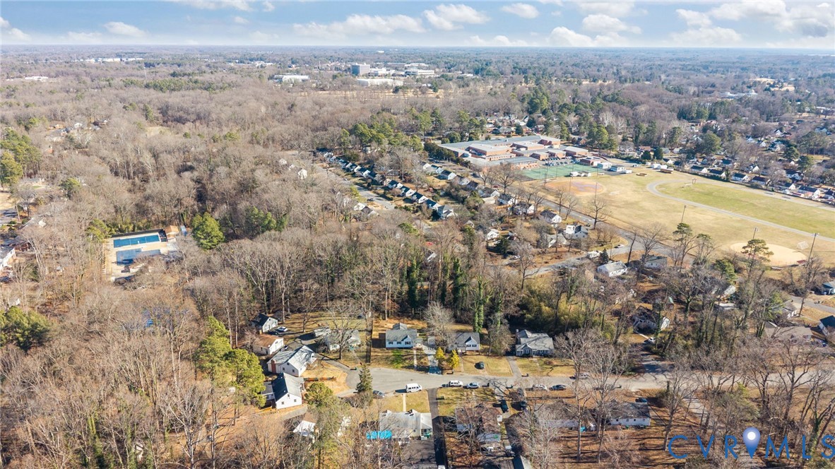 8005 Dalmain Dr