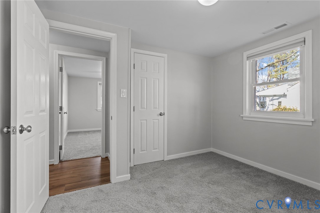 8005 Dalmain Dr