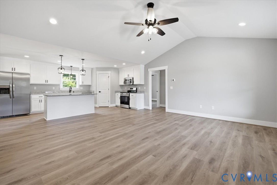 4120 Lee Dr