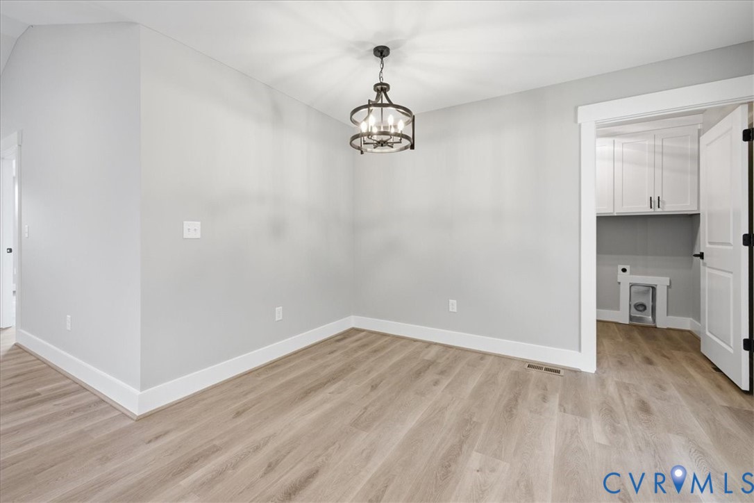 4120 Lee Dr