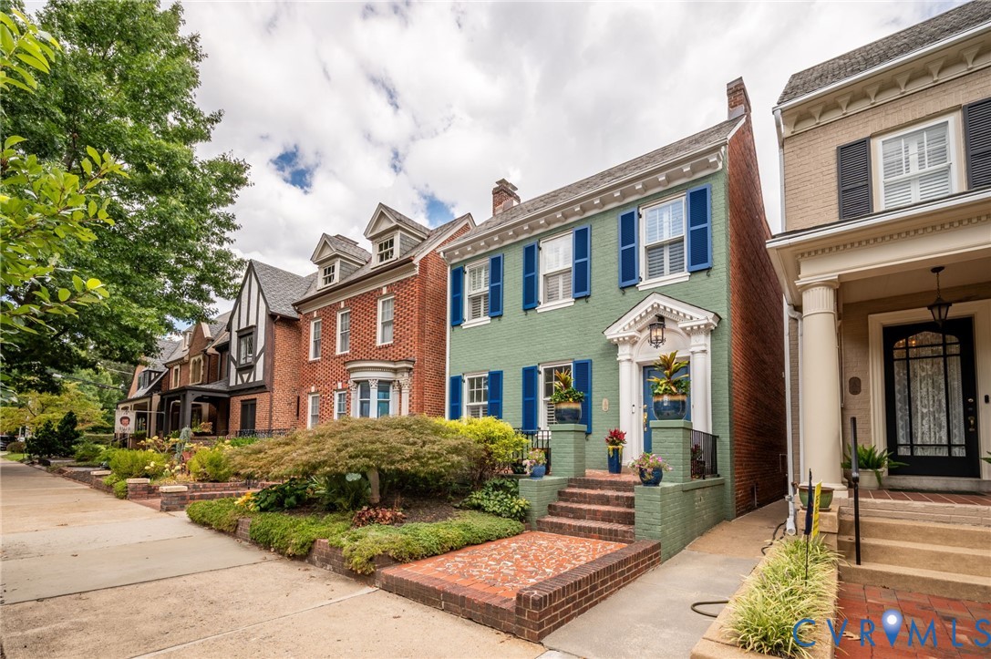 3322 W Franklin St