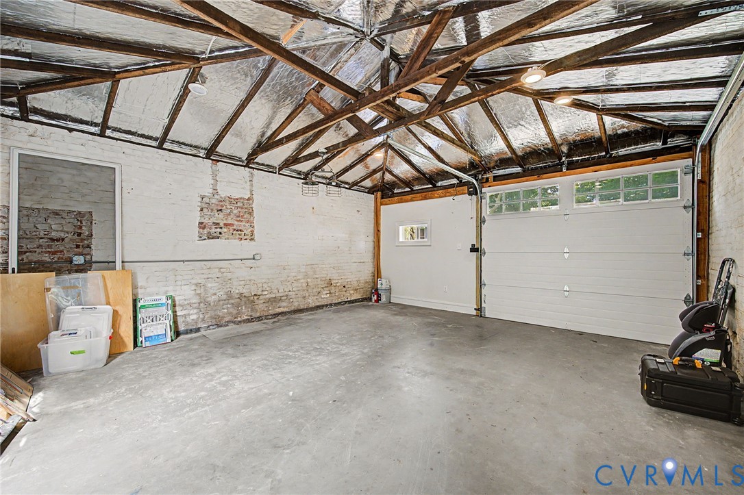 3322 W Franklin St