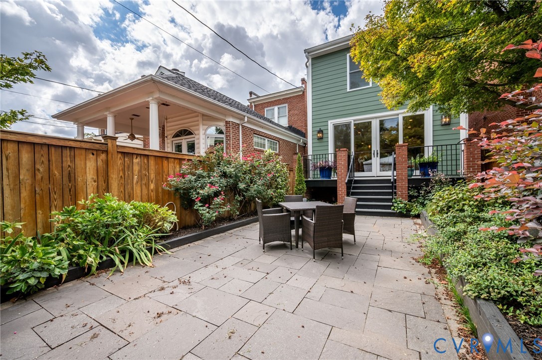 3322 W Franklin St