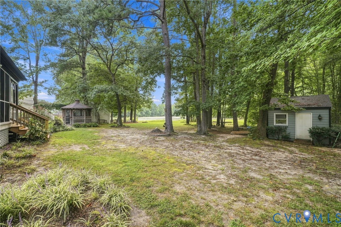 8266 Tangle Pond Ln