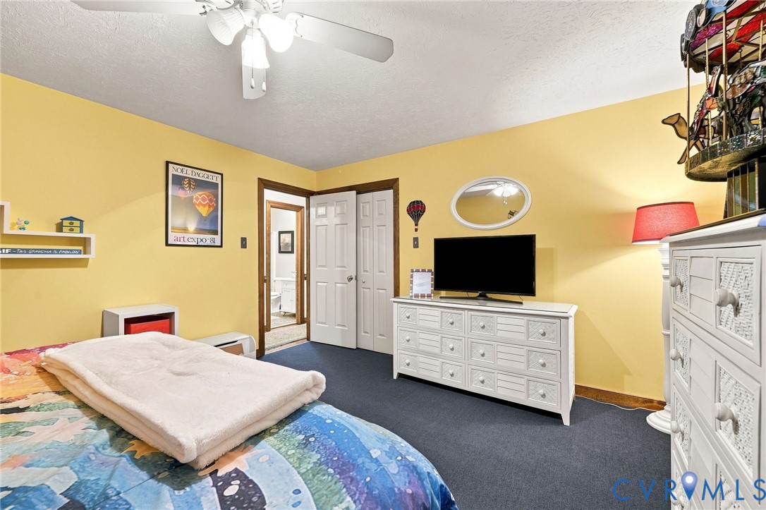 8266 Tangle Pond Ln