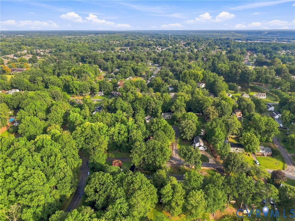 8266 Tangle Pond Ln