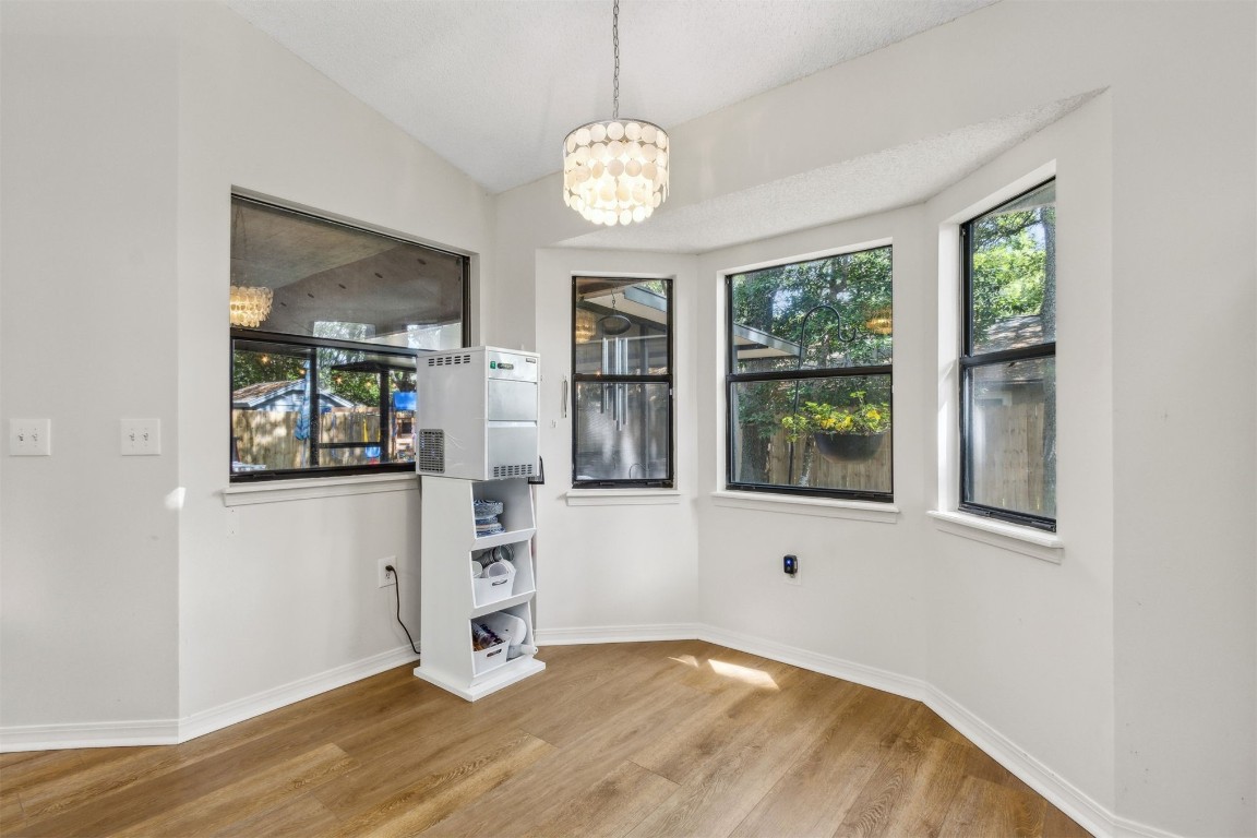 1604 CANTERBURY LANE