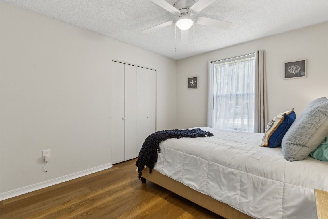 1604 CANTERBURY LANE