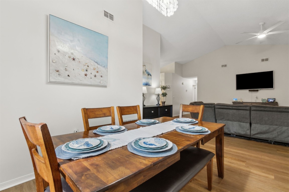 1604 CANTERBURY LANE