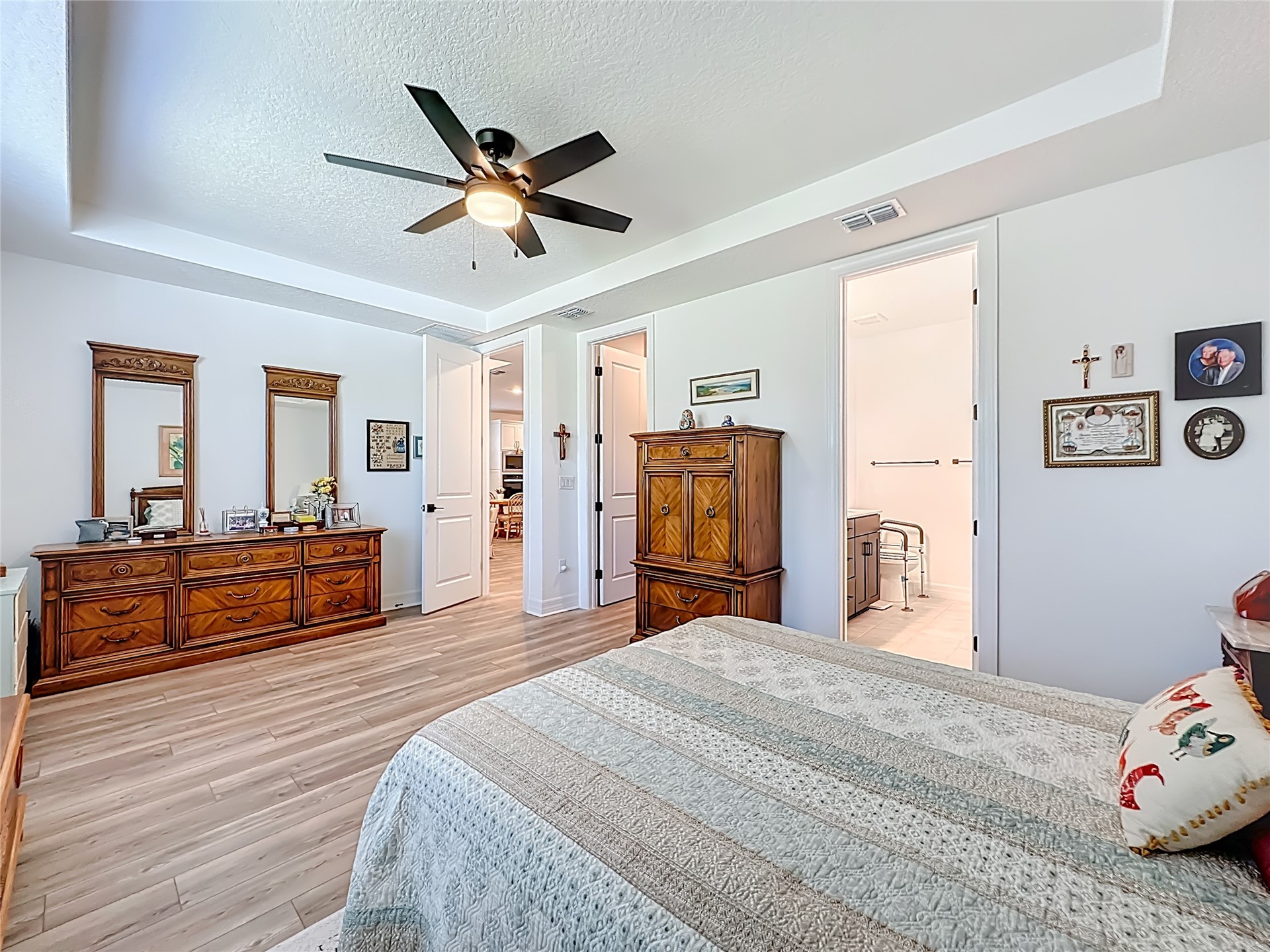 426 HAWTHORN PARK