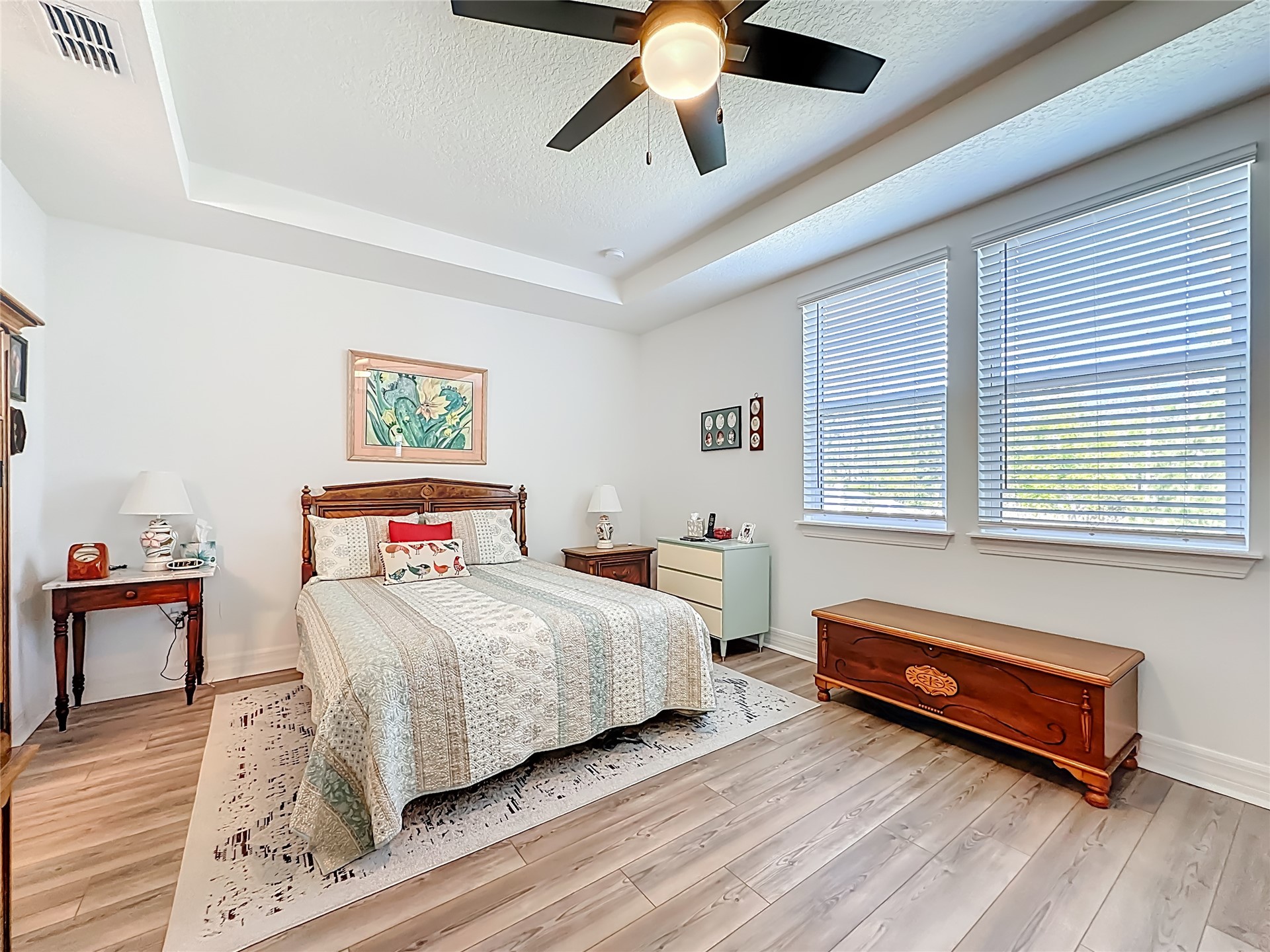 426 HAWTHORN PARK
